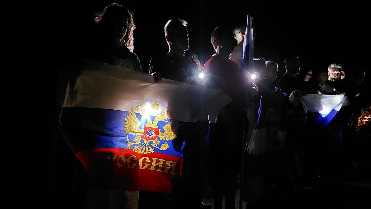 Proruský gang zakládá paralelní „tajnou službu“. Ficův poslanec problém nevidí